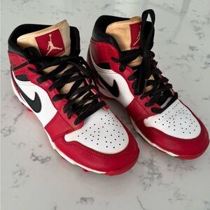 Jordan Multi-sport cleats